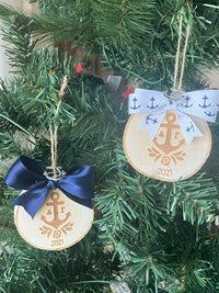Aspen Wood Slice Delta Gamma Anchor Ornament