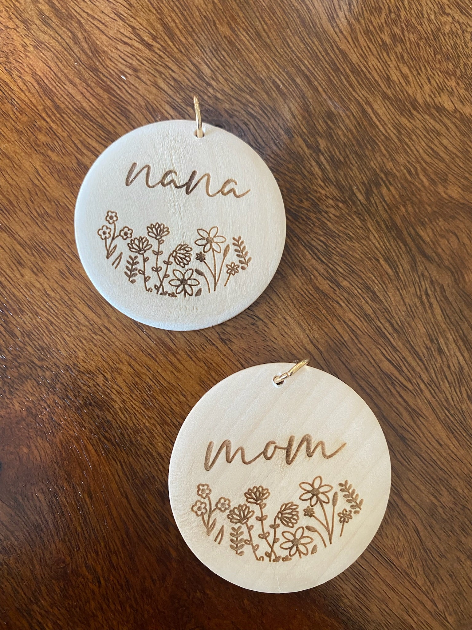 Leopard Wood/Silicone Bead Bracelet Key Ring with Brown Tassel