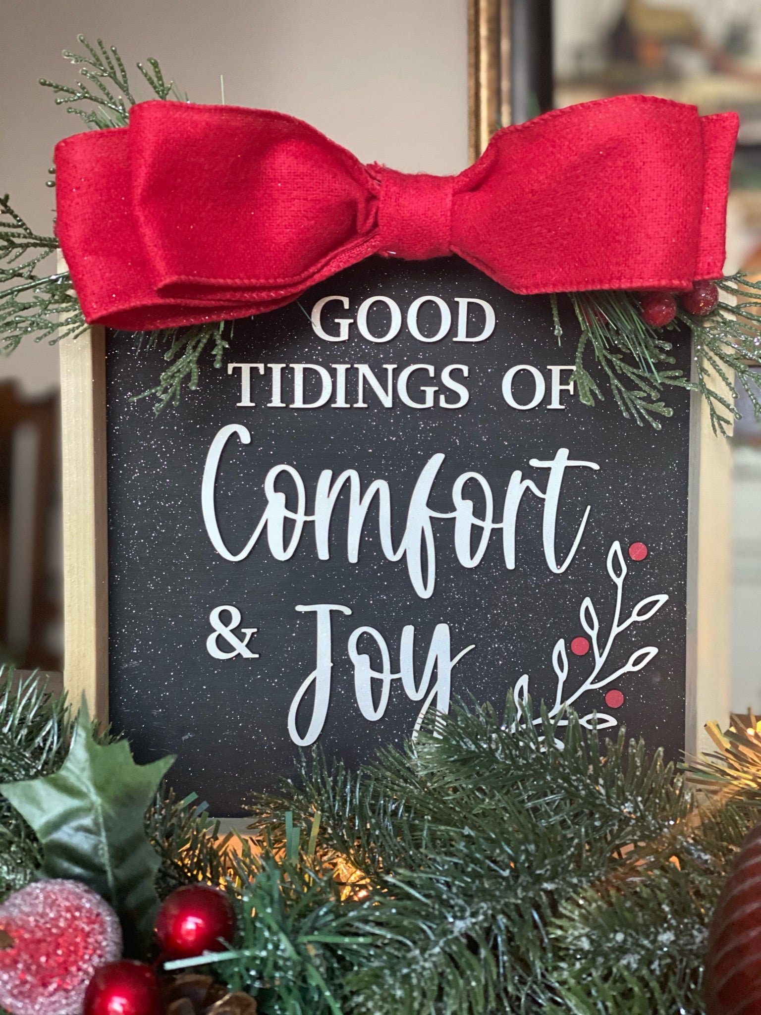 10 x 10 Good Tidings of Comfort and Joy Sign